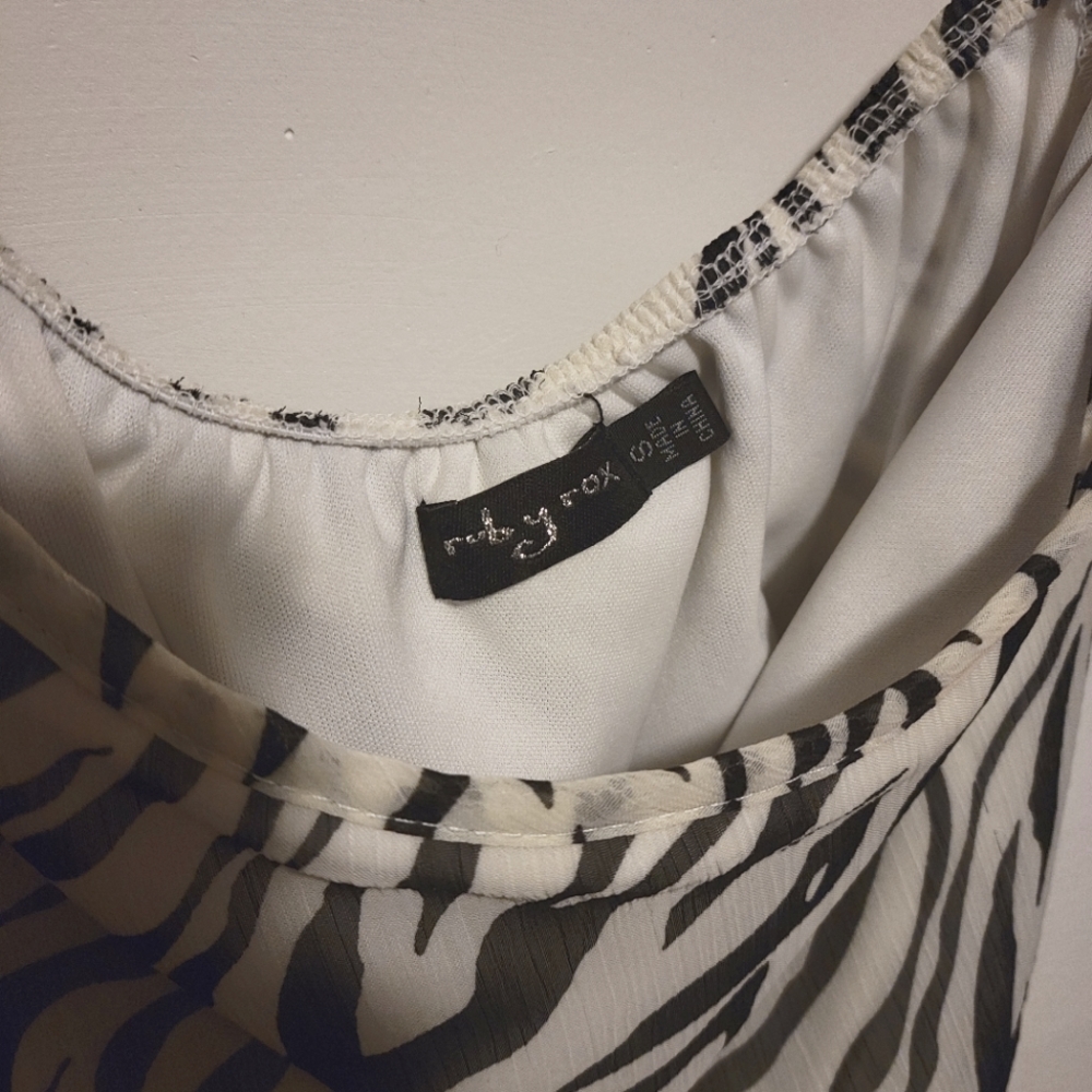 Ruby Rox Zebra Print One Shoulder Dress - Picture 3 of 3